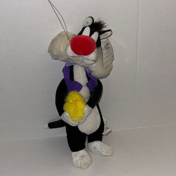 Vintage Looney Tunes 13” Slyvester the Cat Plush holding a baby chick NWT - Picture 4 of 12
